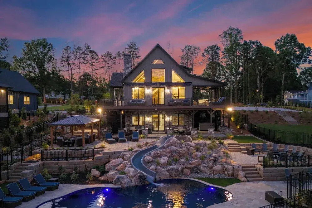 The Lodges Avantstay Lakefront, Sleeps 66 Pools, Docks, Theaters, Views