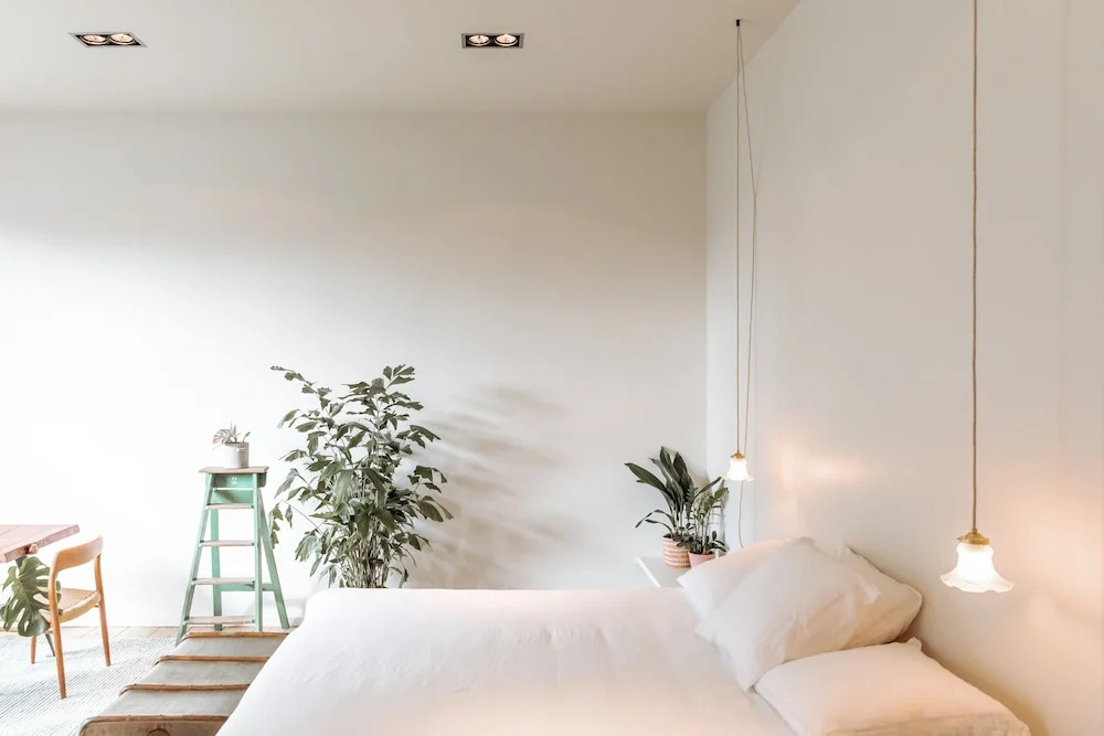 Chambre dAmis by Alix