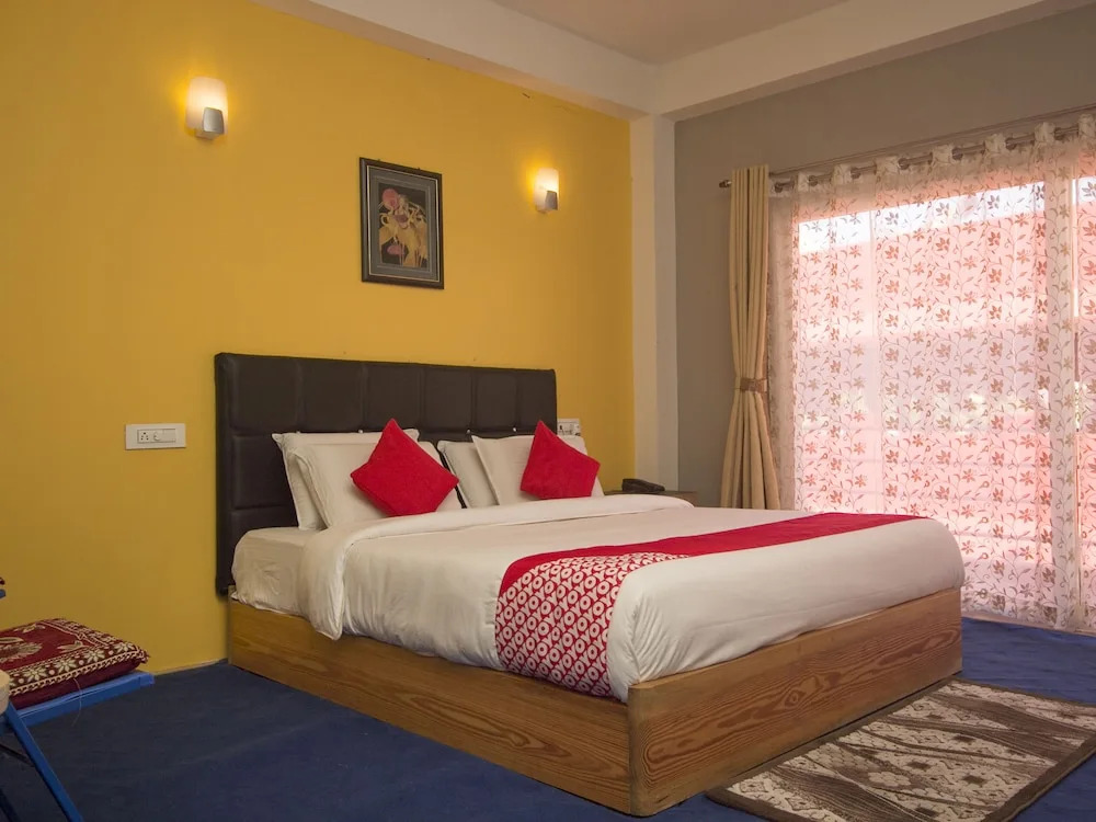 OYO 23353 Hidden Gem Residency