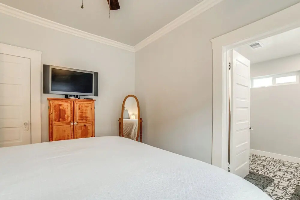 Walk to Midtown: Charming Reno Retreat