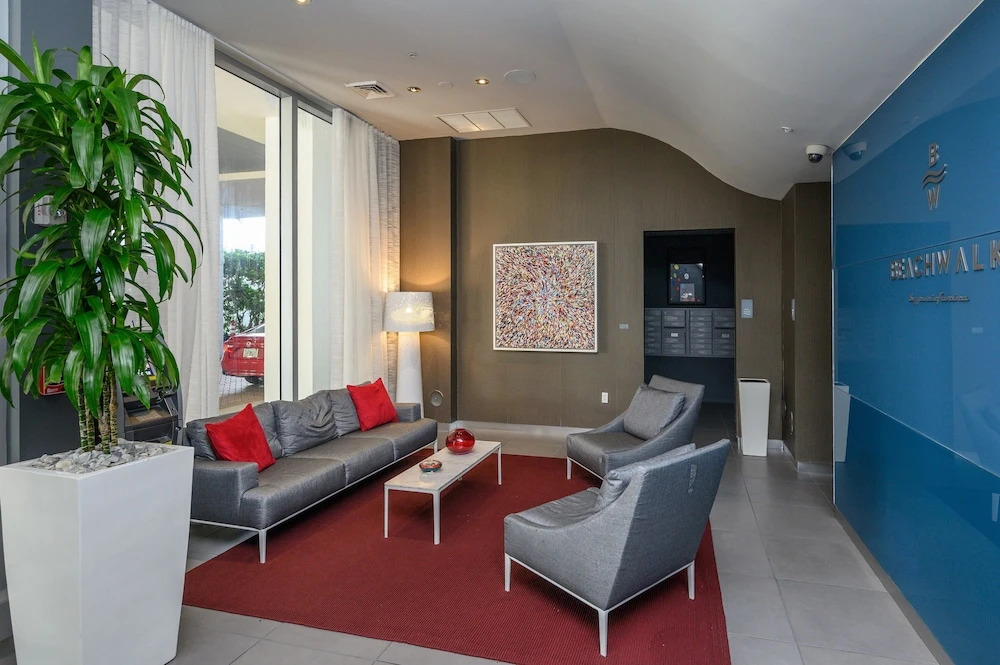 New Listing! Luxe Beach Dream W/ Infinity Pool 3 Bedroom Condo