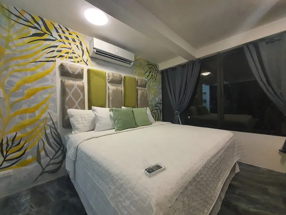 Hotel Maya Jade