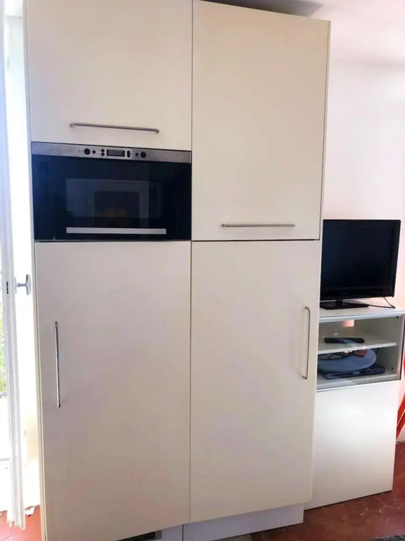 Apartment with One Bedroom in Marseille, with Wonderful City View And Balcony