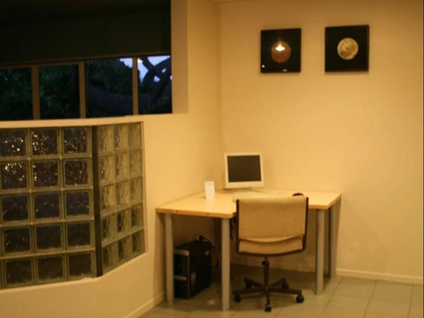 A K WEST Motel