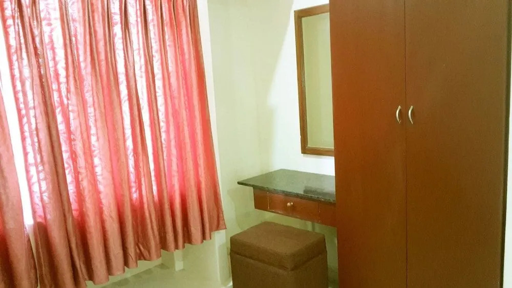 Annapoorneshwari Tourist Home