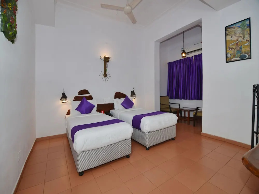 FabHotel Maharaja - Nr Vasco Da Gama Railway Station