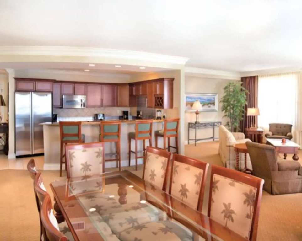 Emerald Grande 922