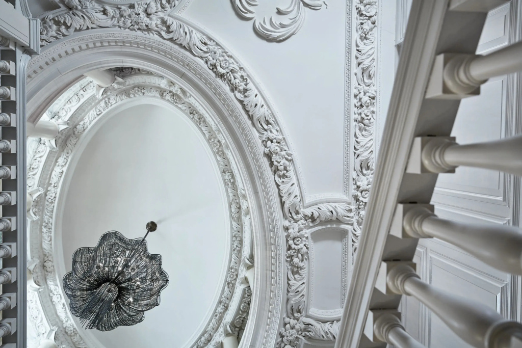 Barnett Hill - Luxury Hotel