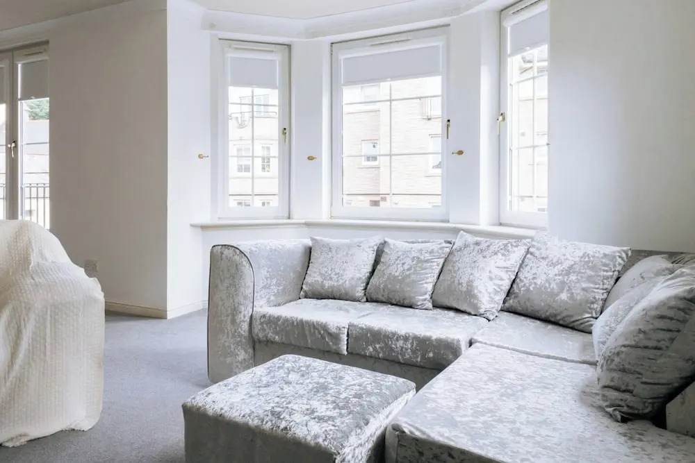 Snug & Serene 2BD Flat - Roseburn