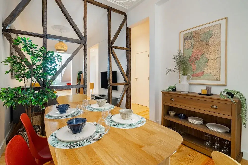 Riverside View 2-Bed For Remote Workers & Digital Nomads