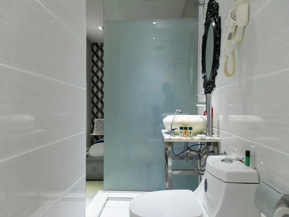 OYO Rooms Fahrenheit Mall