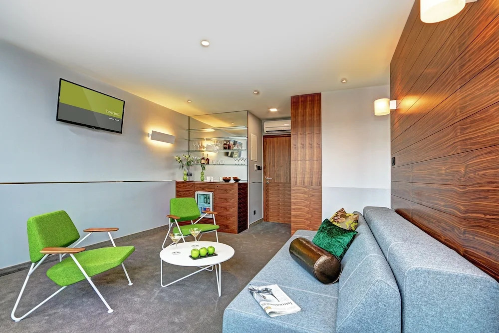 Horizon Luxury Suites & Design Rooms