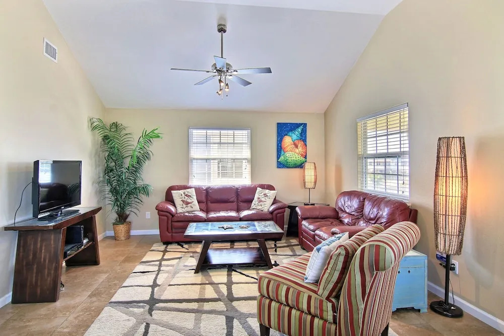 Pop-A-Top - 3 Br home