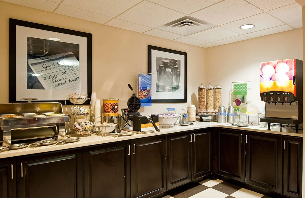 Hampton Inn & Suites Nashville-Vanderbilt-Elliston Place