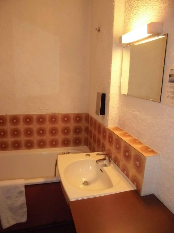 CitHôtel Le Quai 9