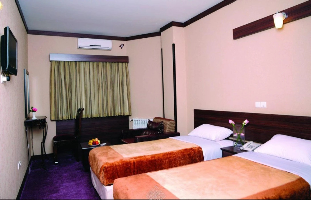 Sheykh Bahaie Hotel