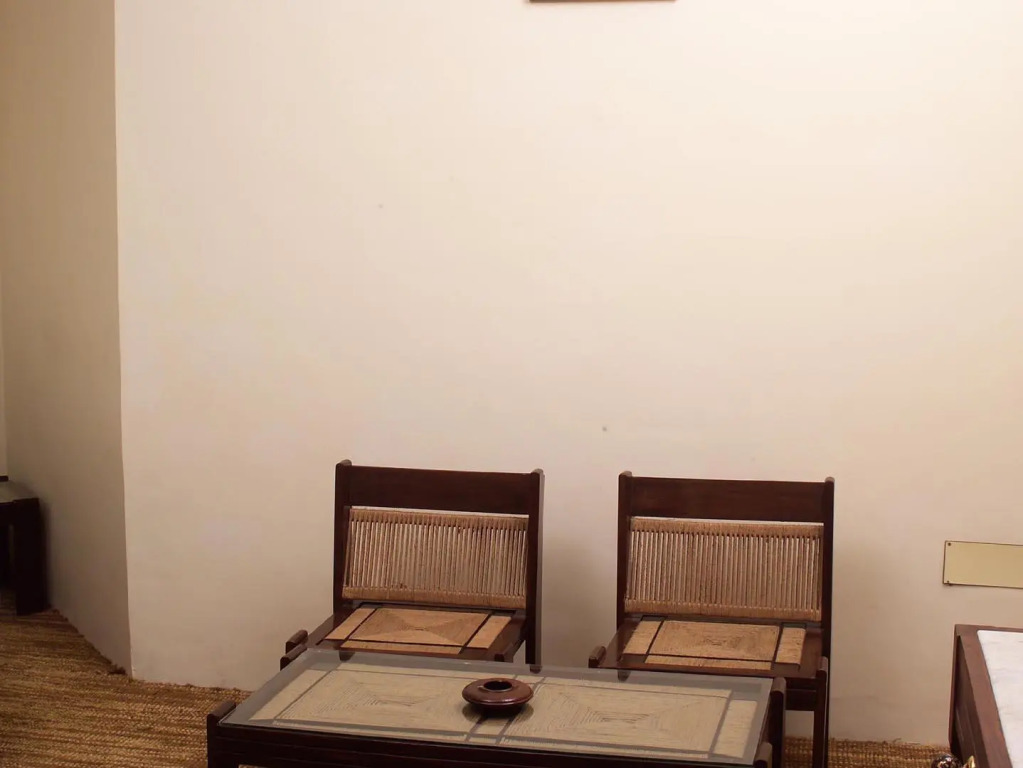 Deshadan Cliff and Beach Resort