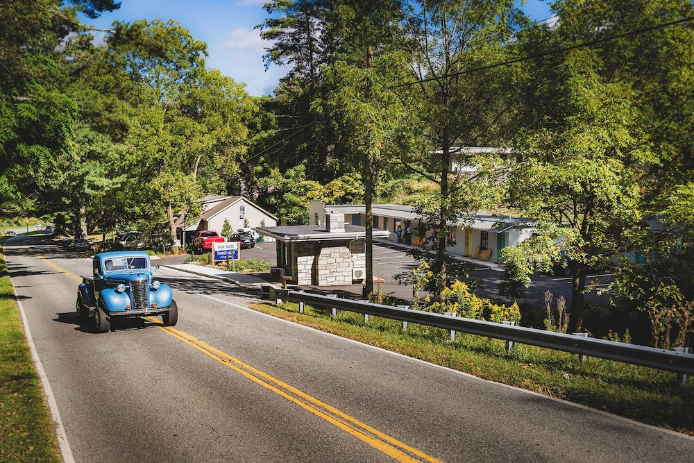 Blue Ridge Tourist Court