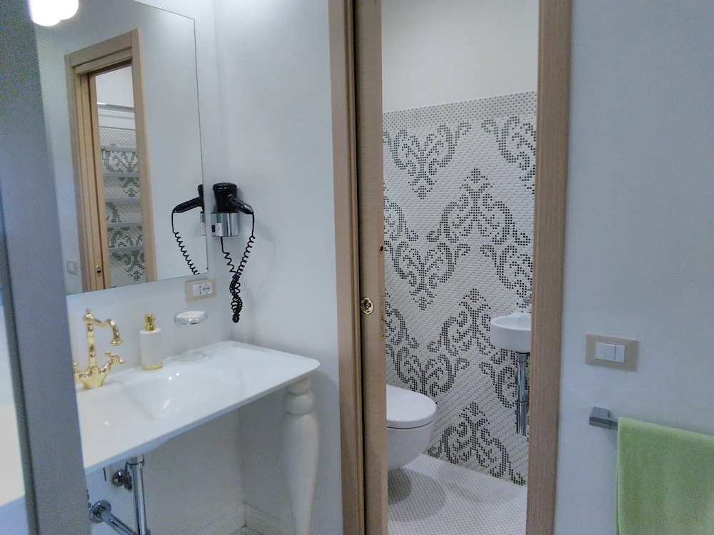 Excellent Trinity Rooms