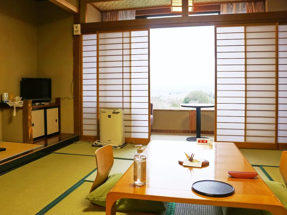 Niitsuru Onsen Nda