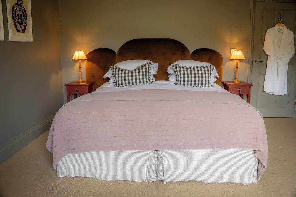 The Kirkstyle Inn & Sportsman Rest