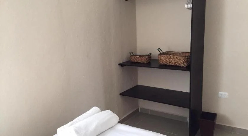Hostel Whyz 4 You