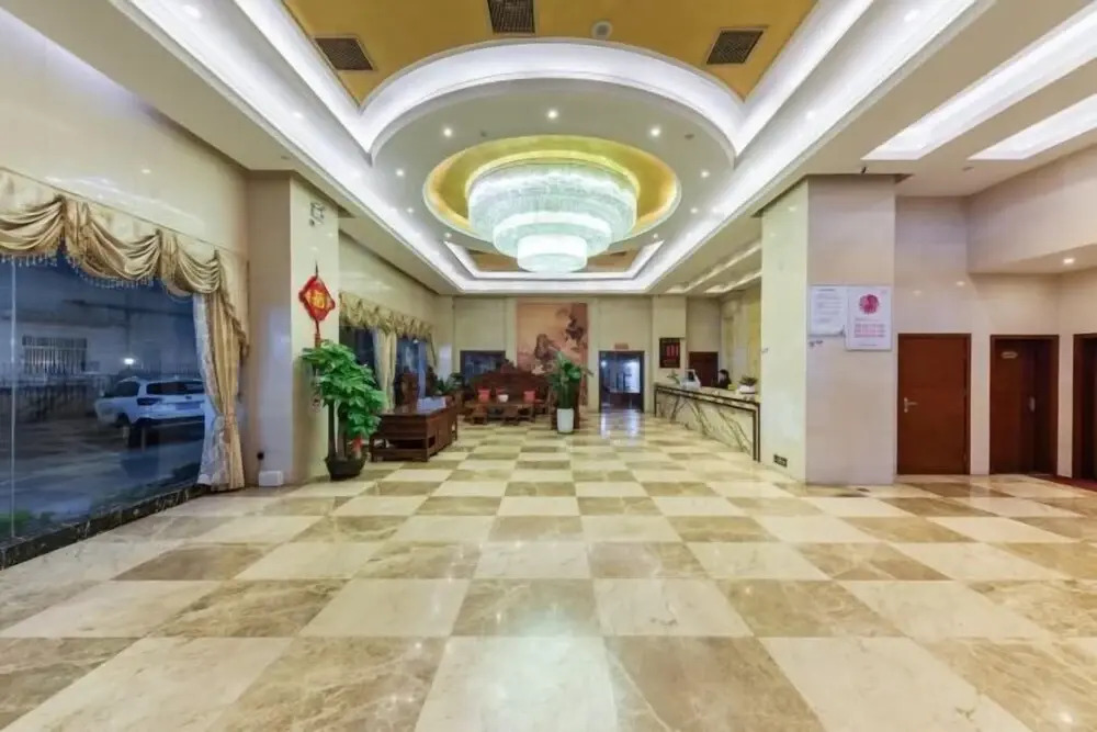 The King Lycra Hotel