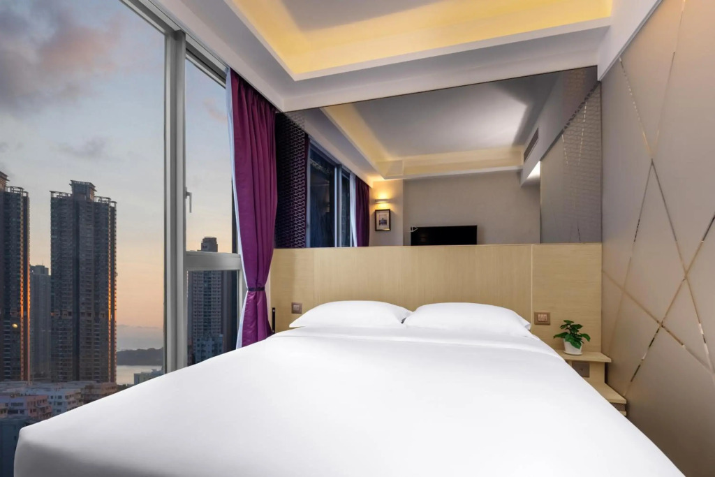 Starphire Hotel