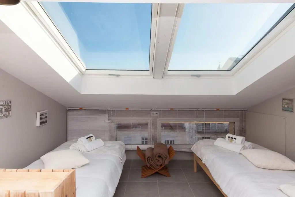 Cocooning 3 pièces duplex 3 étoiles calme centre ville à 5mn plages et Palais