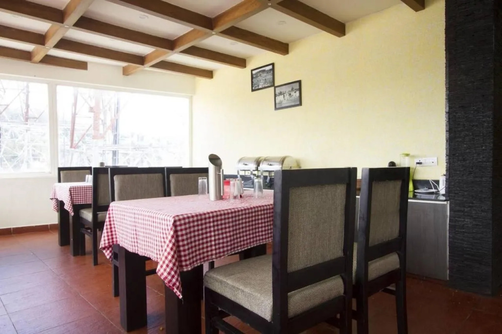 FabHotel Sholas Residency I - Nr Government Rose Garden