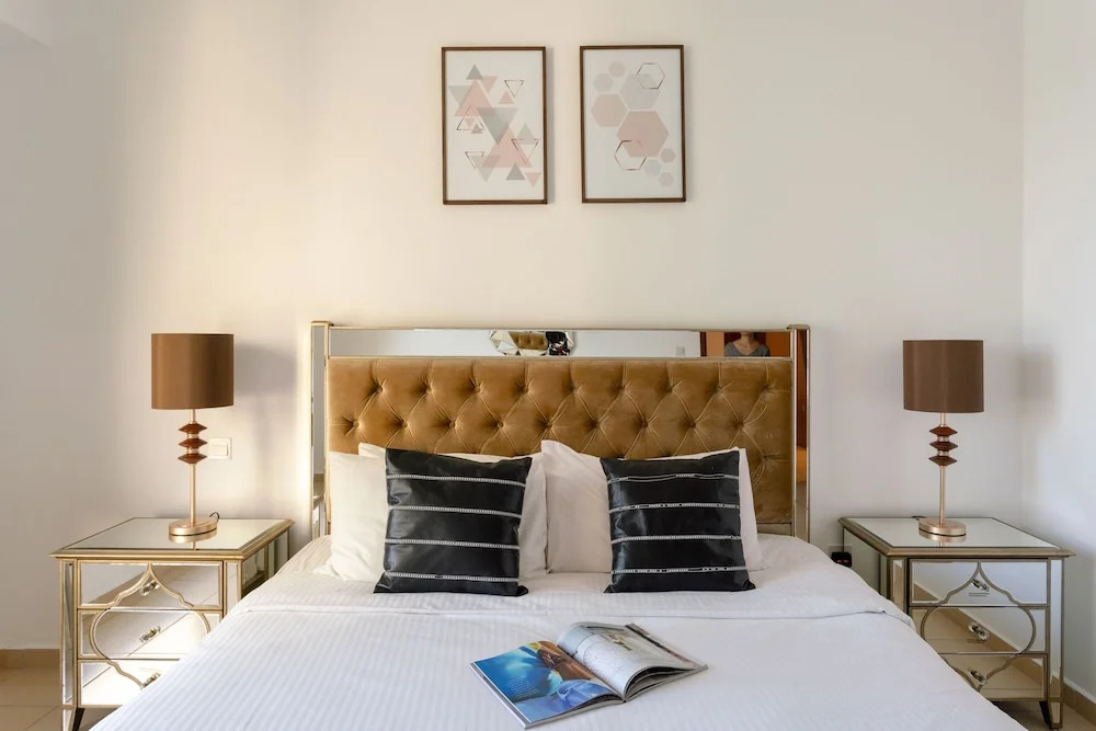 One Perfect Stay - Sadaf Tower