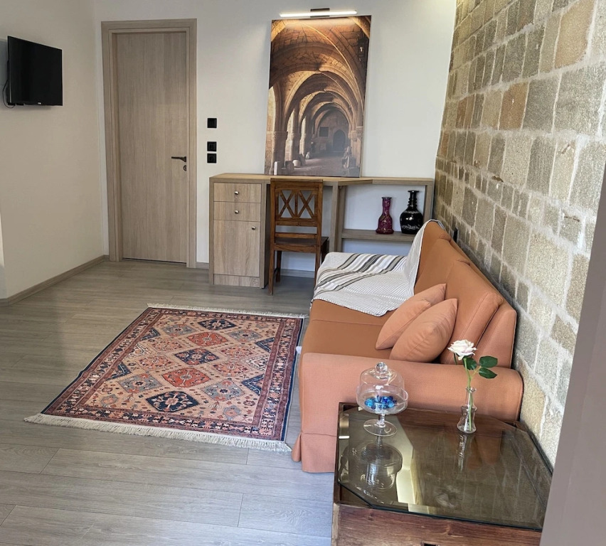 Utopia Luxury Suites - Old Town