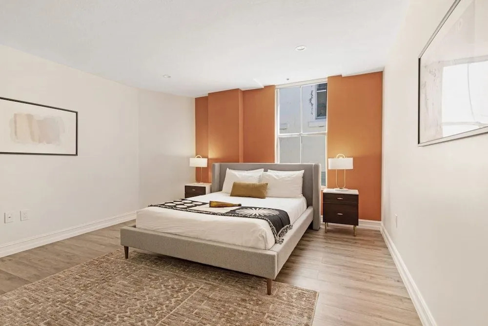 Roami at Clematis Street Lofts