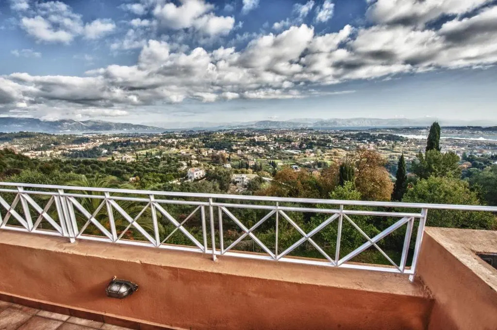 Stephandra Villa