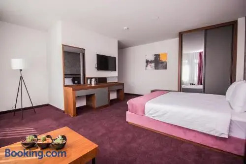 Hotel Bograd - Apartments & Lounge Station