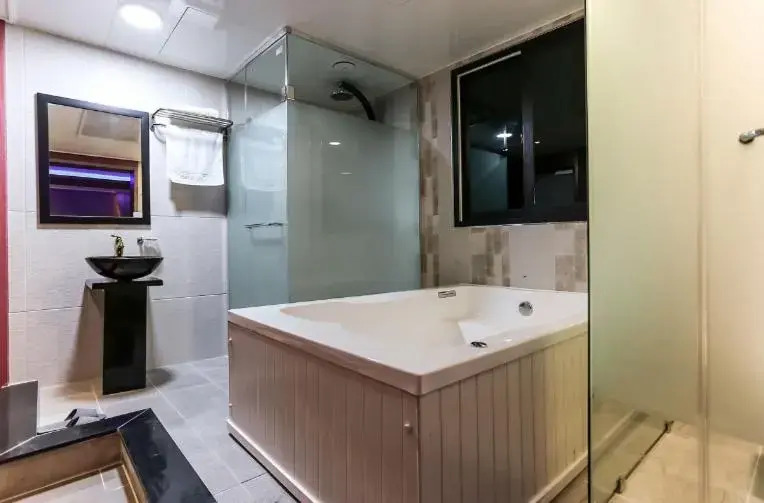Noeulhaean Road Guest House