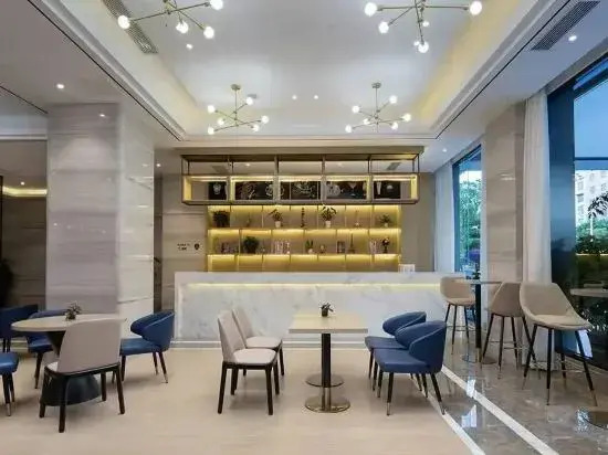 Kerria Hotel (Xinhua Ancient Town, Xinhua County No.1 Middle School Branch)