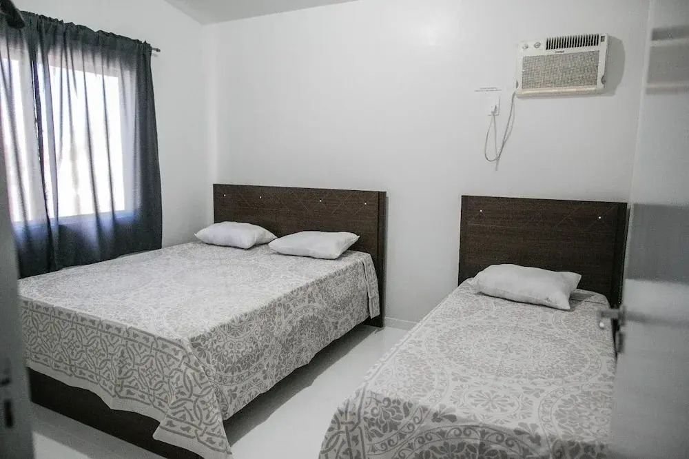 Sobrado 2 - Casa com piscina 10 pessoas