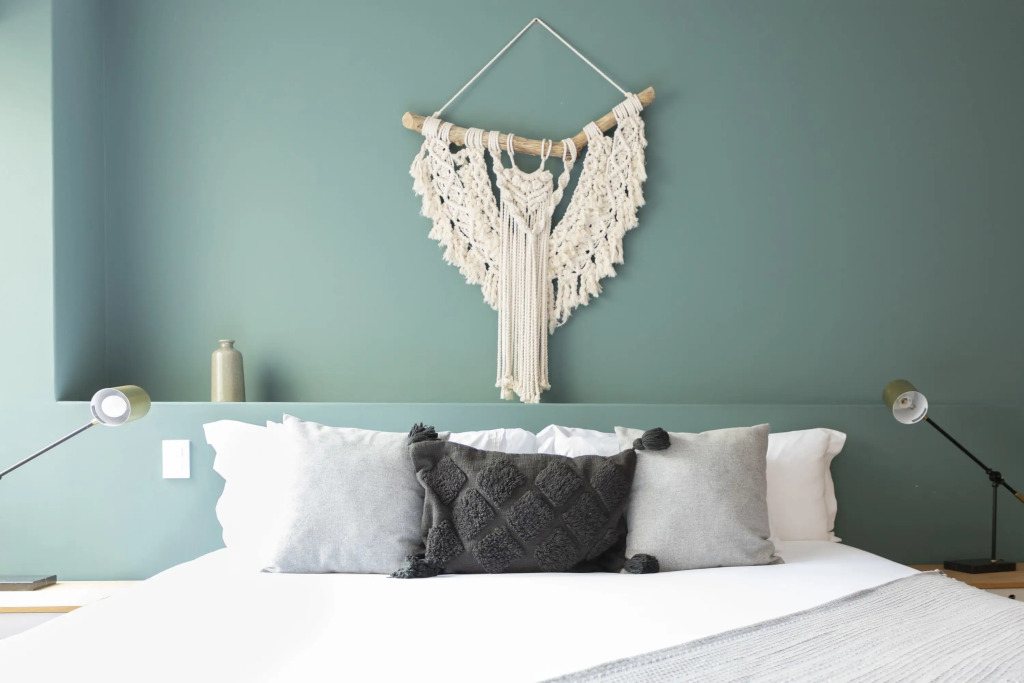 Capitalia Chic and Stylish Flat