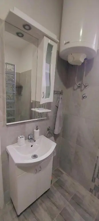 ZELENI VENAC Studio & Apartment