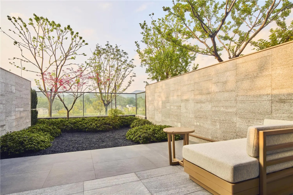 Shu Hua Hotel Tianmu Mountain, Curio Collection By Hilton