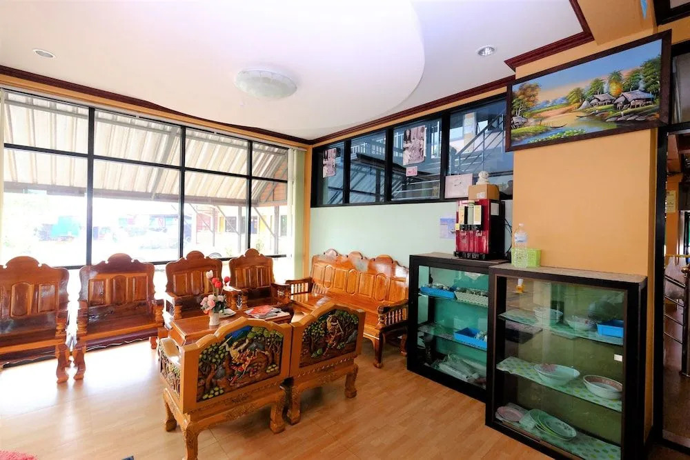 Kanjana Hotel