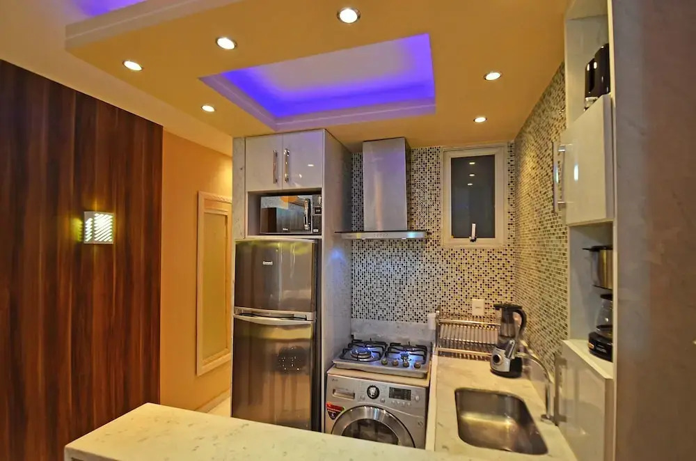 Lindo apto reformado com vista - C044