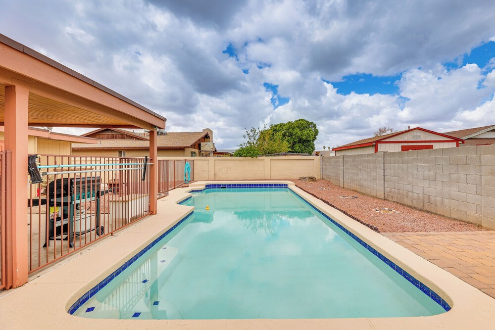 Private Pool & Patio: Home Near Mesa Arts Center!