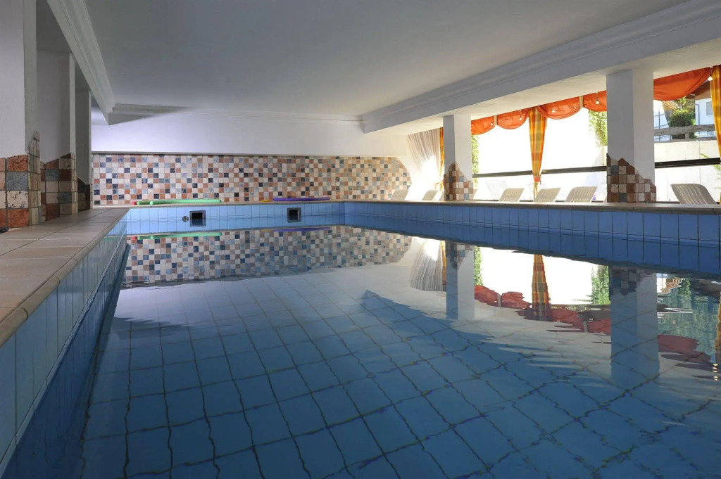 Hotel Serles