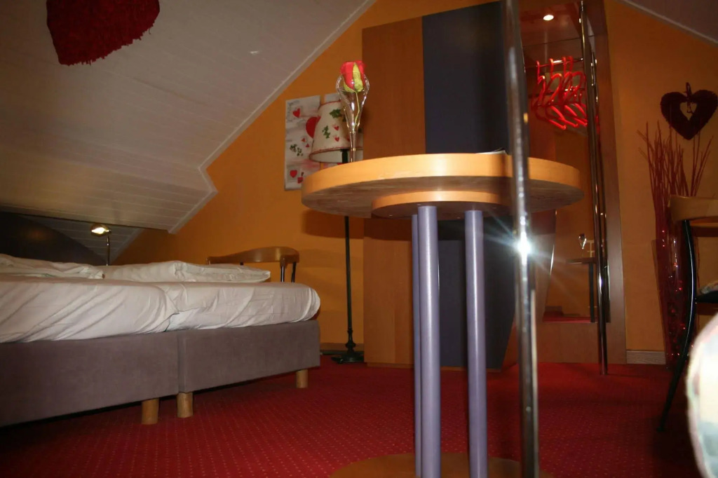 Logis Gourmet & Relax Wellness Hotel De La Sure