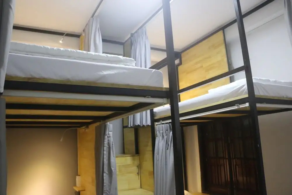 Vector Hostel