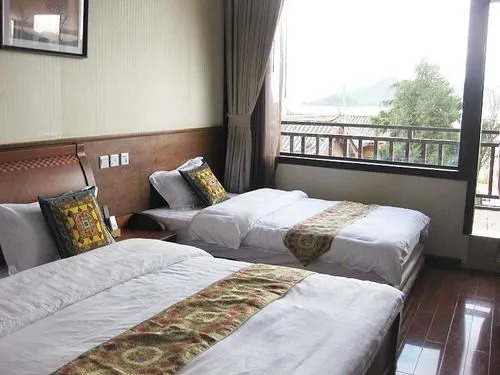 Lijiang Naluwan Inn