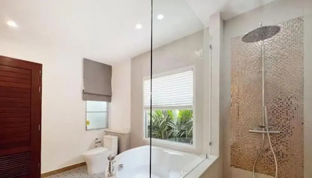 V292 Central Rawai Private Pool Villa with Amenities
