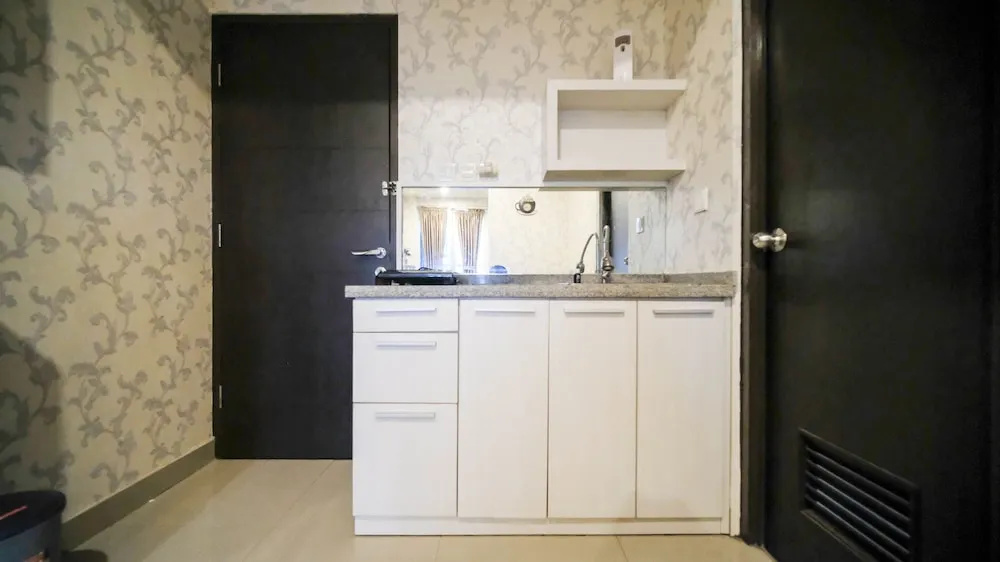 Best Location And Comfy 2Br At Tamansari Papilio Apartment